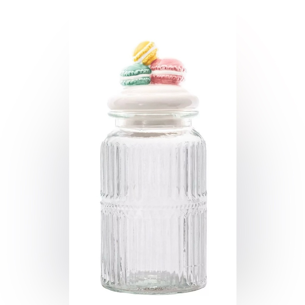 10 STRAWBERRY STREET NWT macaron glass canister -42oz